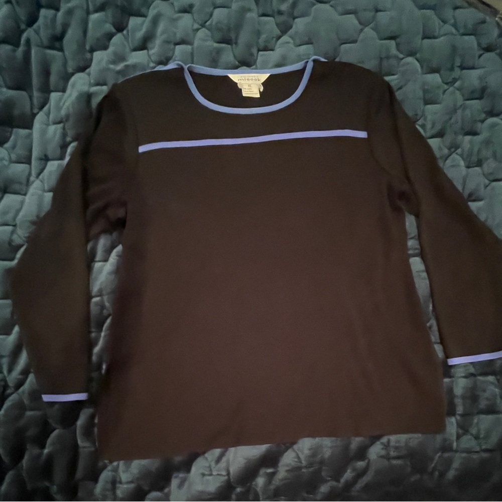 Misook XL long sleeve knit top.  Black with lilac detailing.